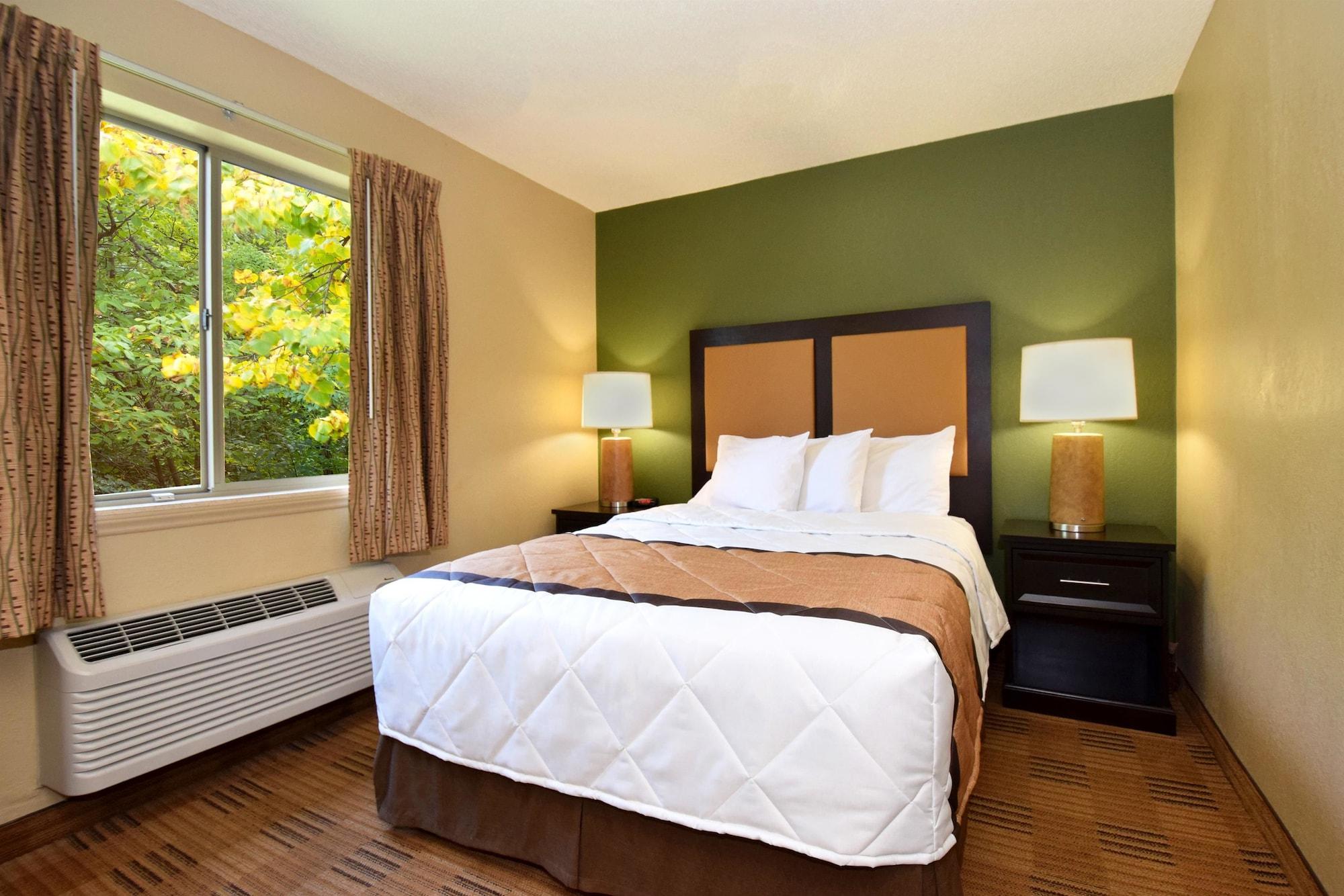 Extended Stay America Select Suites - Madison - Old Sauk Rd Zewnętrze zdjęcie