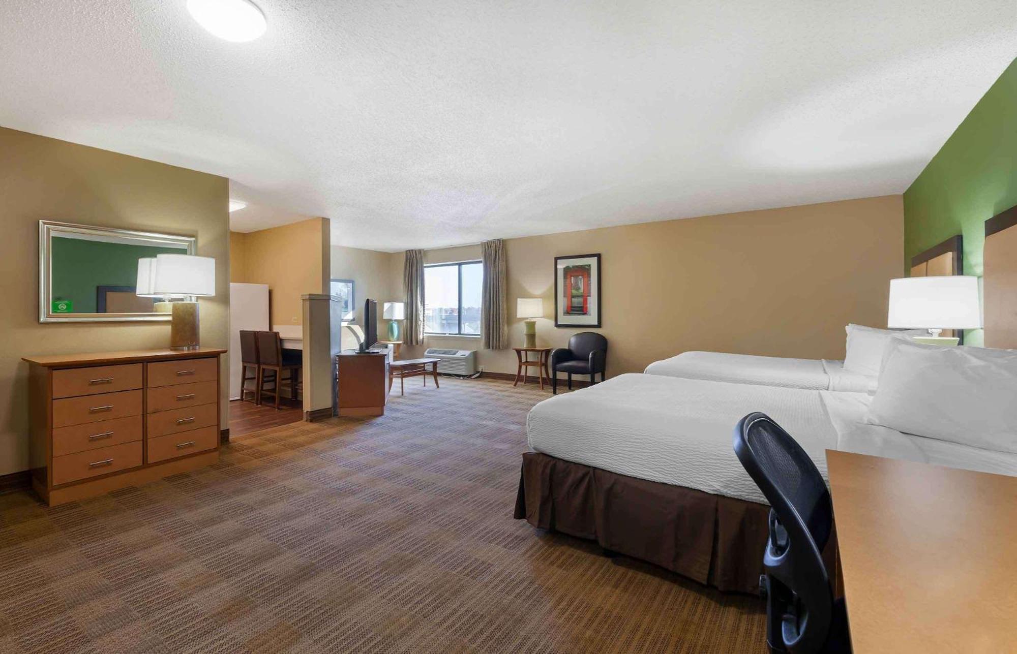 Extended Stay America Select Suites - Madison - Old Sauk Rd Zewnętrze zdjęcie