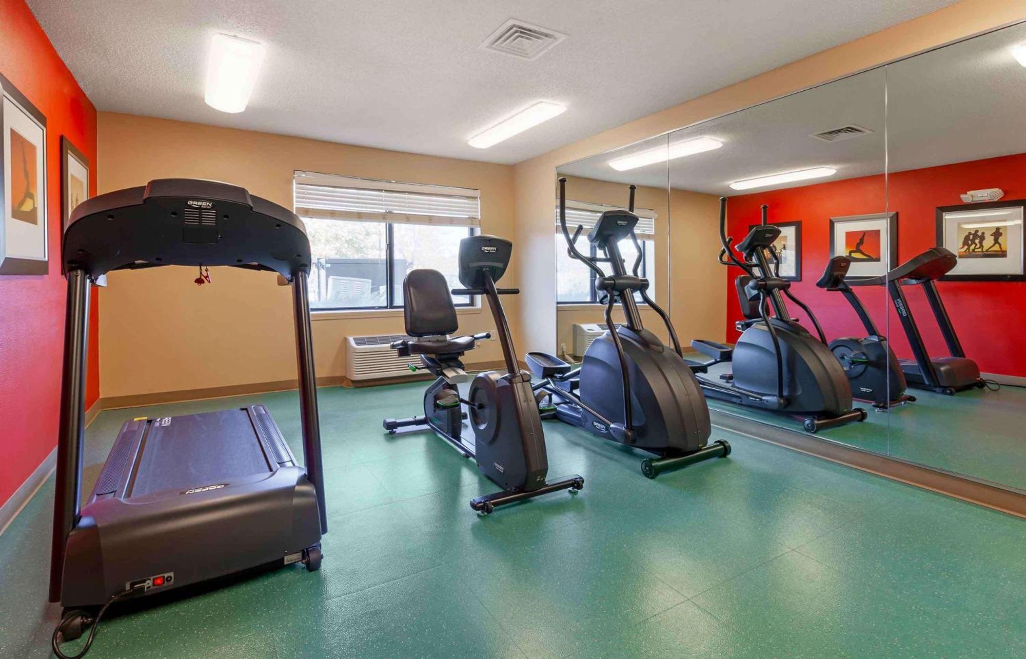 Extended Stay America Select Suites - Madison - Old Sauk Rd Zewnętrze zdjęcie