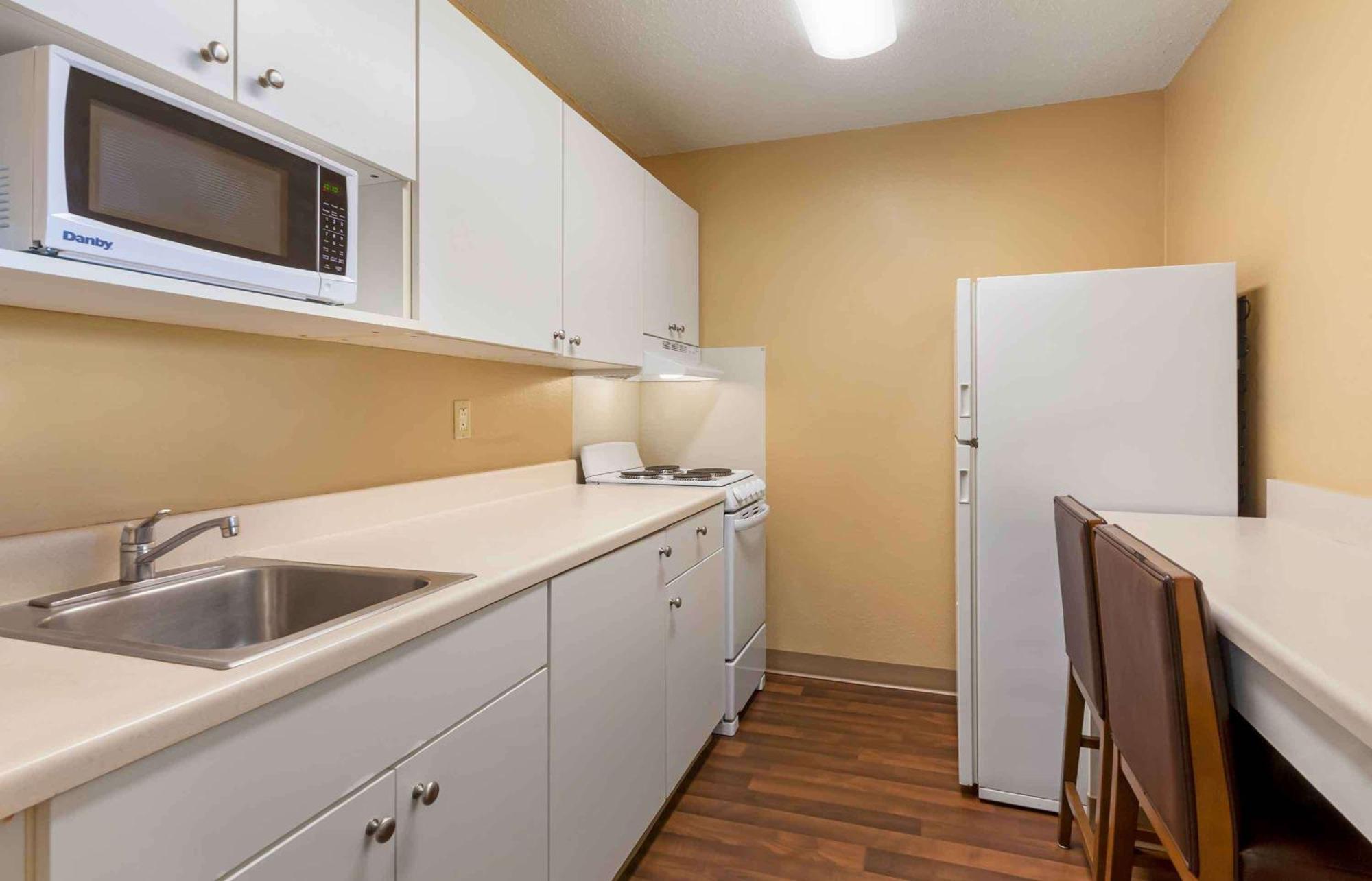 Extended Stay America Select Suites - Madison - Old Sauk Rd Zewnętrze zdjęcie