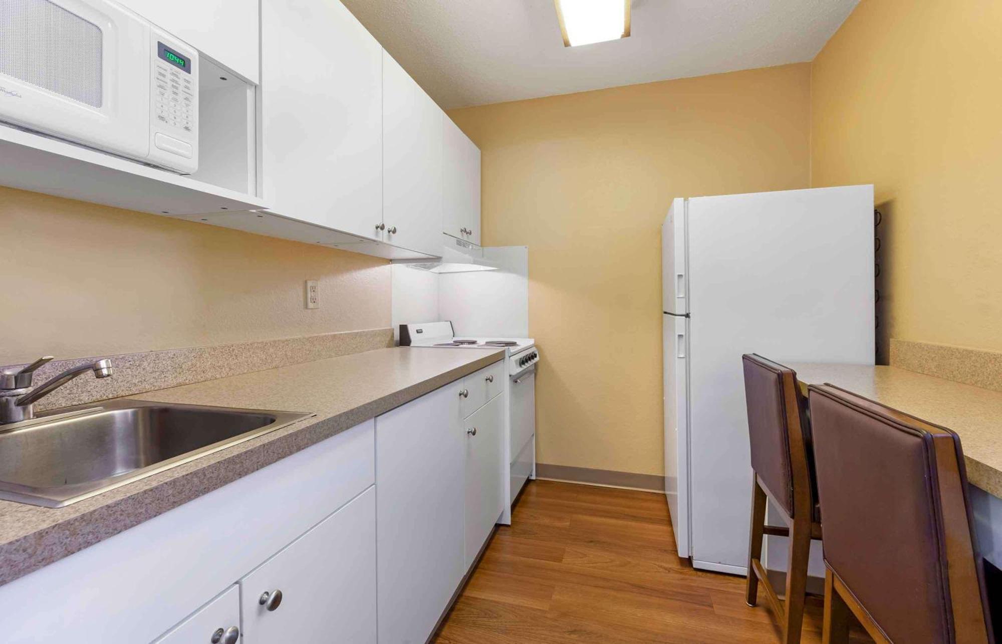 Extended Stay America Select Suites - Madison - Old Sauk Rd Zewnętrze zdjęcie