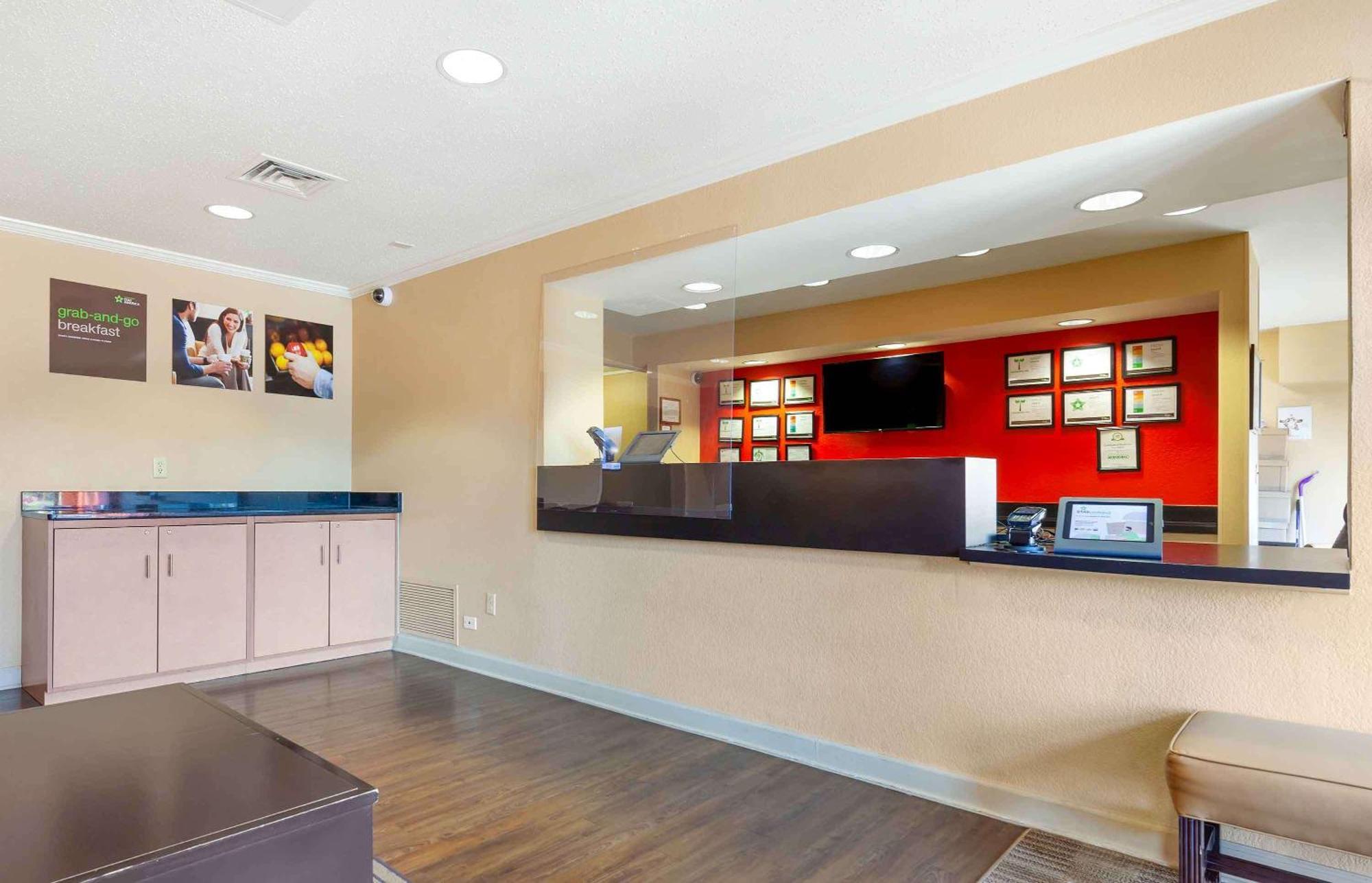 Extended Stay America Select Suites - Madison - Old Sauk Rd Zewnętrze zdjęcie
