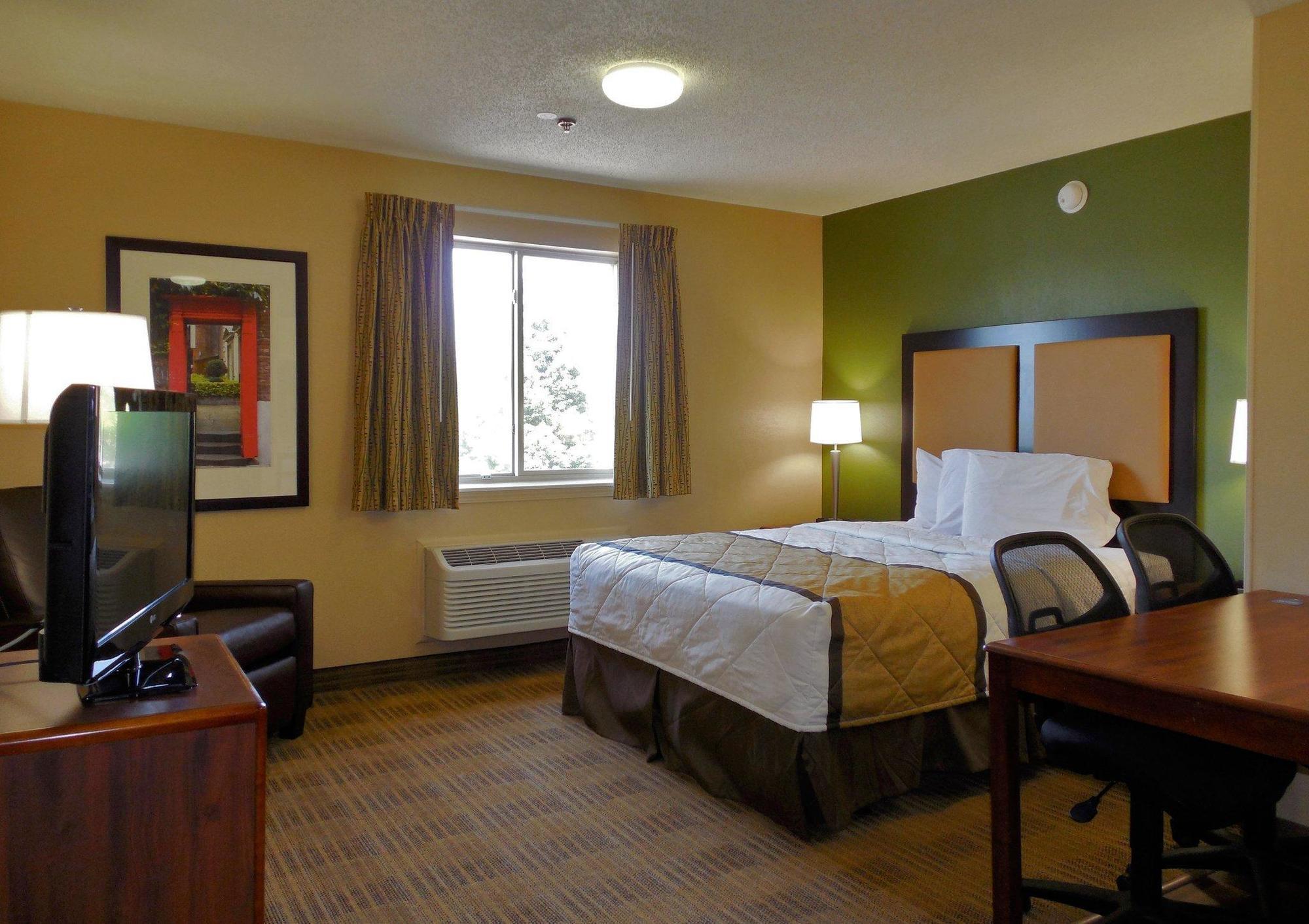 Extended Stay America Select Suites - Madison - Old Sauk Rd Zewnętrze zdjęcie