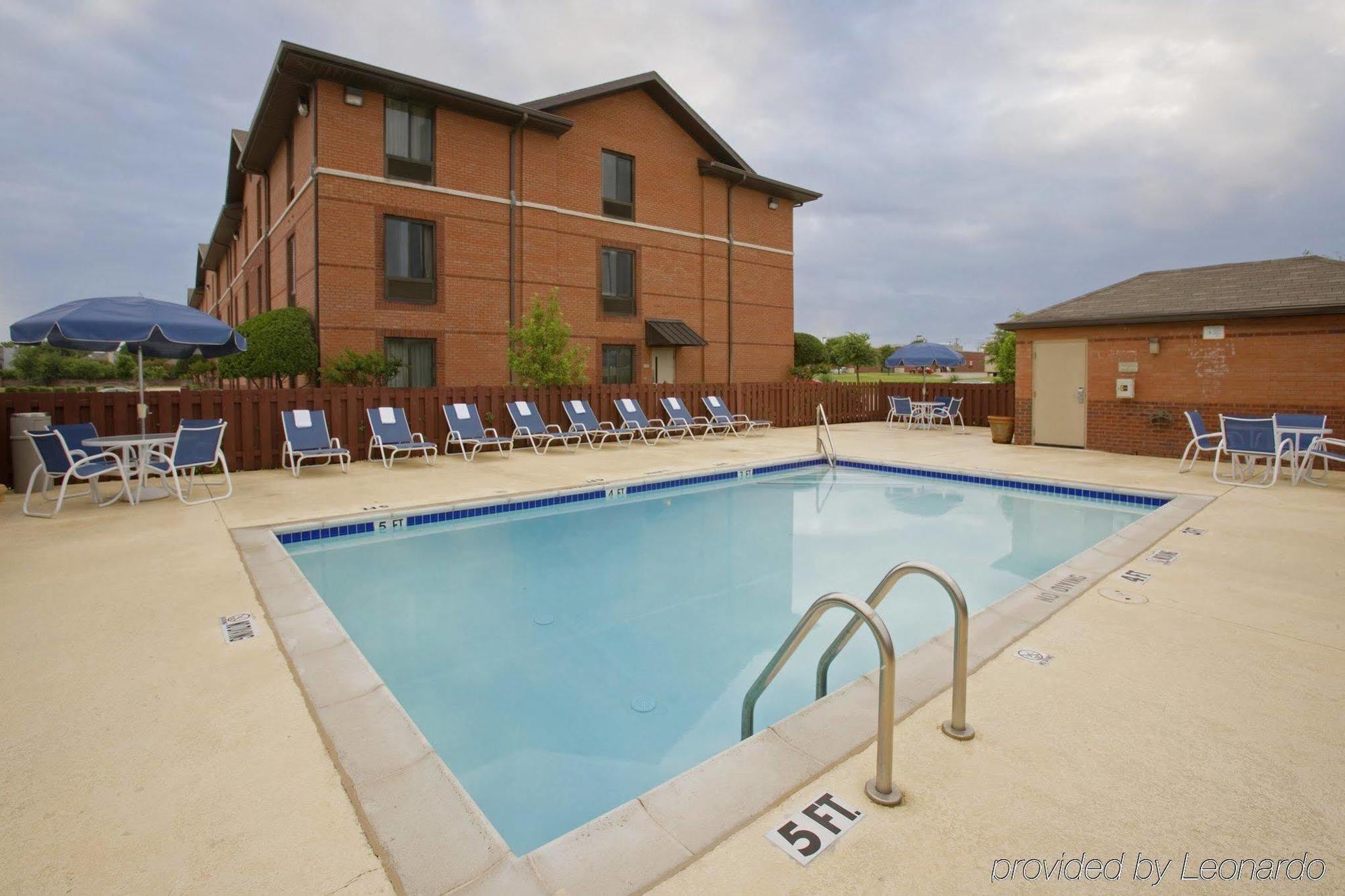 Extended Stay America Select Suites - Madison - Old Sauk Rd Zewnętrze zdjęcie